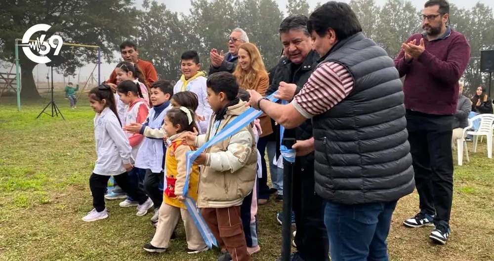 Ucacha-inauguraron-plaza-infantil-en-escuela-rural-Juan-Bialet-Massé