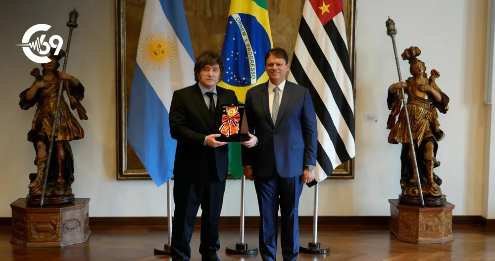 Javier-Milei-en-Brasil-para-apoyar-candidatura-presidencial-de-Flavio-Bolsonaro