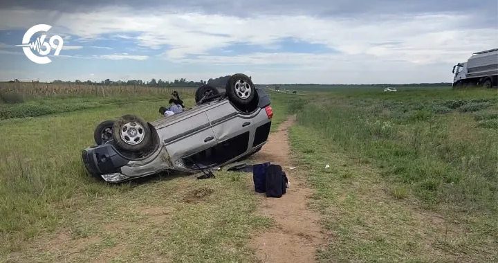 Vuelco en Ruta Nacional 8 dejó una mujer herida cerca de Reducción
