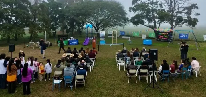 renatre-inaugura-plaza-infantil-en-escuela-rural-ucacha-juan-bialet-masse