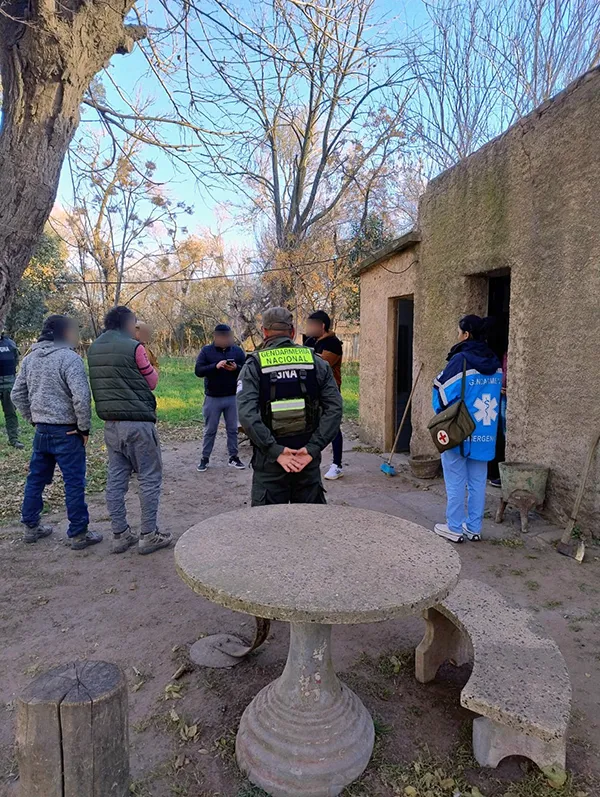 Cordoba-dos-personas-rescatadas-joven-embarazada-3