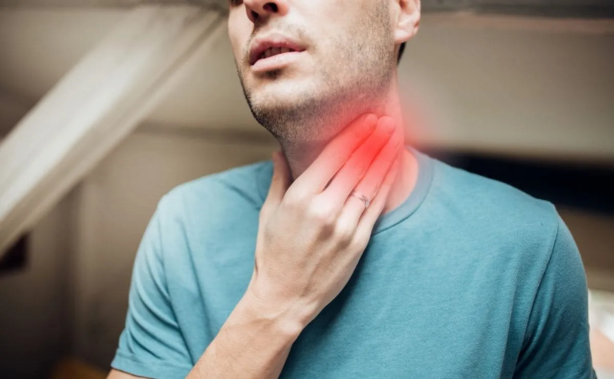 Dolor-de-garganta-Foto-Archivo