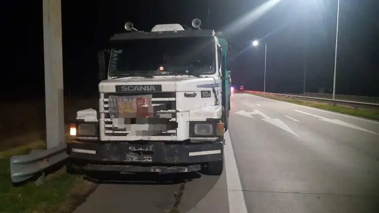 47f5442e-41c3-48d1-8ee7-ac98e82e76fb