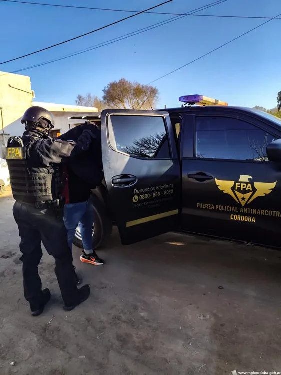 WhatsApp-Image-2025-08-23-at-18.04.13