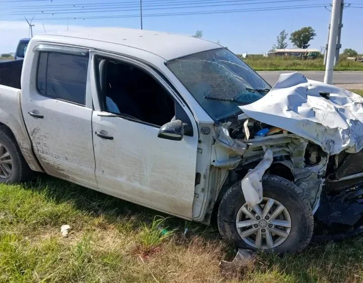 camioneta-choca-camion-y-muere-joven-en-general-levalle